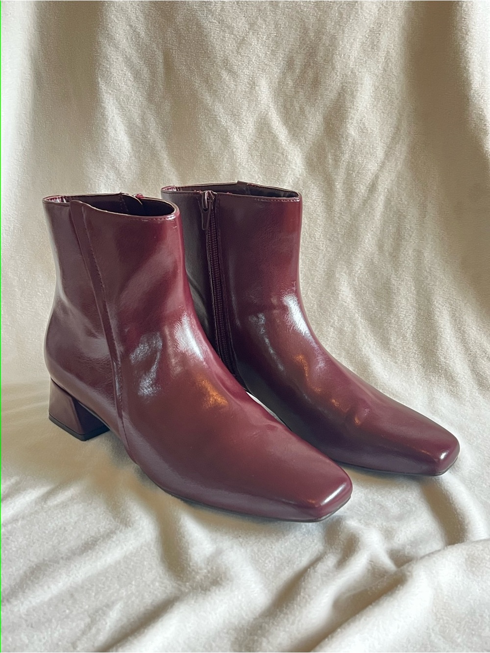 Naturalizer Women's Wine Red Square-Toe Ankle Boots
